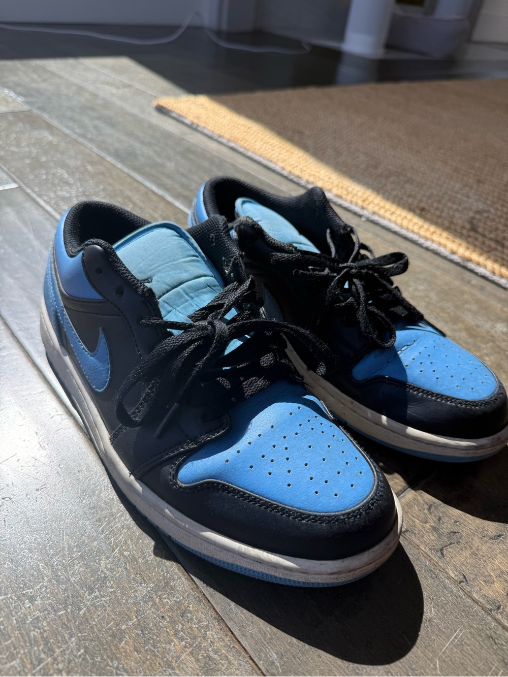2023 Air Jordan 1 Low 'University Blue'
